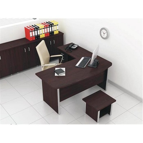 yeni sezon ofis masası blank