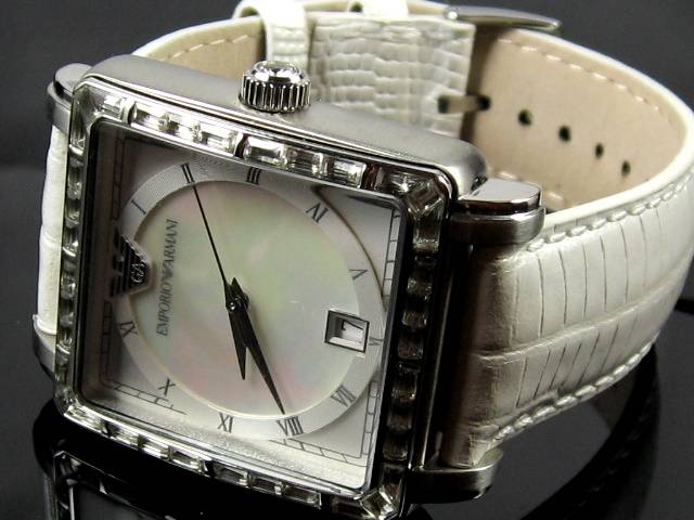 armani beyaz saat modeli