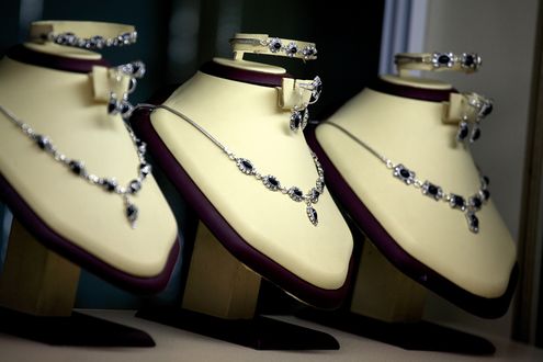 oltu taşı takı setleri